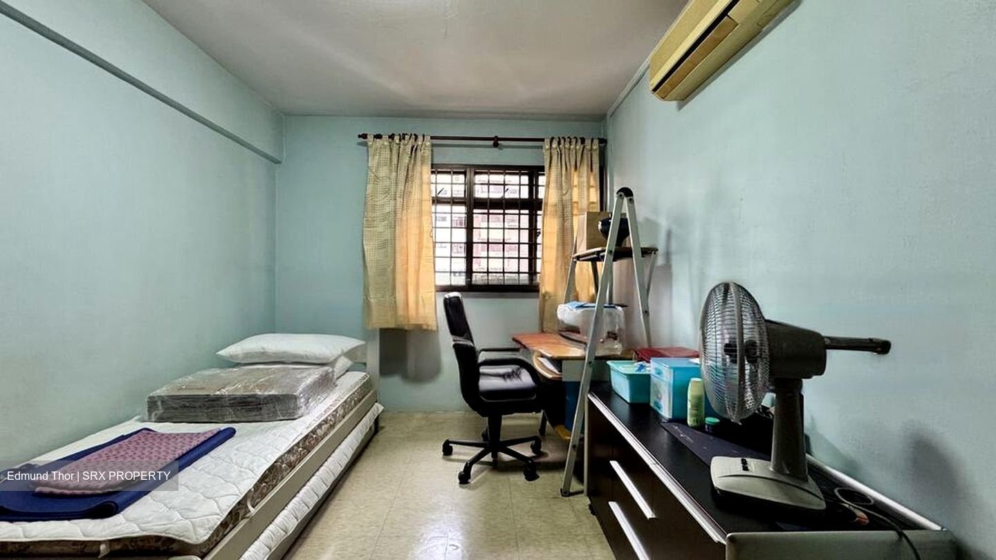 Blk 131 Yio Chu Kang Ville (Ang Mo Kio), HDB 4 Rooms #457134701